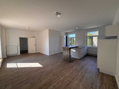 Steinbergkirche: 4-Zimmer-Wohnung über zwei Etagen - Erstbezug nach Sanierung