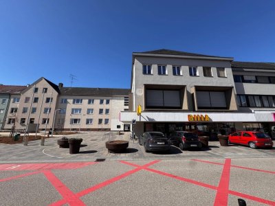 Schnäppchenpreis! Großzügige 125 m² Wohnung mit 42 m² Dachterrasse – Renovierungsobjekt in Top-Lage