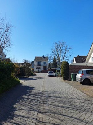 Helle, freundliche 3-Zimmer-Wohnung in ruhiger Lage mit Balkon in Troisdorf
