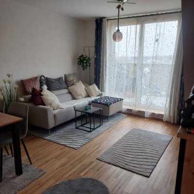 Unbefristete Dachgeschosswohnung zu vergeben