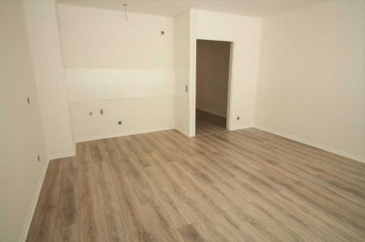 * LEBHAFTES Haus - schön renovierte 1 ZW * Aufstocker willkommen * für 1 PERSON * BEZTENBERG *