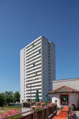 Sanierungsprojekt mit Perspektive: 3-Zimmer-Wohnung zentral gelegen