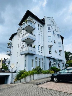 Wiesbaden-Sonnenberg: Kaufpreis € 10.000,-- unter amtl. Wertgutachten mit 1 x TG- & 1 x Aussenplatz