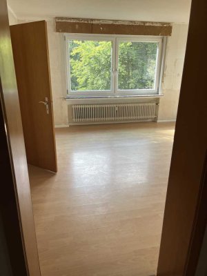 Frisch renovierte 4-Zimmer-Wohnung mit Balkon in Schleiden