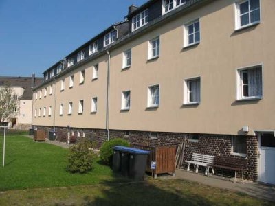schicke 2-Zimmer-Altbauwohnung im Grünen - mit Dusche und Badewanne