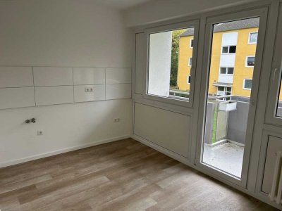 Einziehen und wohlfühlen ... 3 Zimmer, Balkon im 1. Obergeschoss