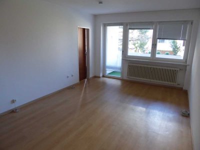 Gepflegte 1,5-Zimmer-Wohnung mit Balkon und Einbauküche in Sendling-Westpark, München