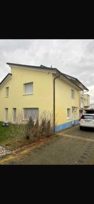 Gartensitzplatz (privat) Geschmackvolle 5,5-Zimmer-Maisonette-Wohnung in Rheinfelden (Baden)