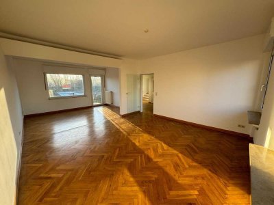 Exklusiv -  3 ZKB Maisonette Whg mit EBK & Balkon
