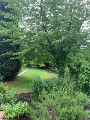 Familienfreundliches Reihenmittelhaus mit Garten & Garage in Essen-Freisenbruch
