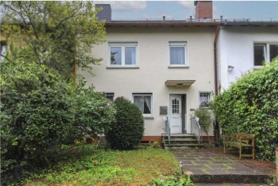 Solides Mittelhaus mit großem Garten und Entwicklungspotenzial in ruhiger Lage von Schöneck