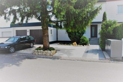 Attraktive zweinhalb Zimmerwohnung mit schönem Garten und Büro in Puchheim-Bahnhof