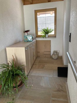 Exklusive 2-Zimmer-Wohnung mit gehobener Innenausstattung mit EBK in Raubling