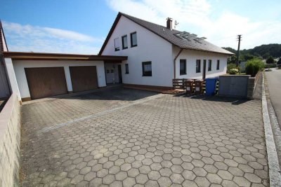 Komfortable 4-ZKB im Obergeschoss - ideal für Paare oder kleine Familien!