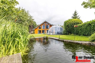 Goch-Hassum: Blockhaus mit 246 m² Wohnfläche, Doppelgarage, Lift  bester Aussicht