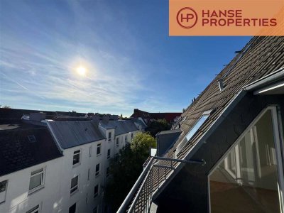 OVER THE TOP / DG-Wohnung + 3,5 Zi. + Zentral und ruhig gelegen in Eppendorf