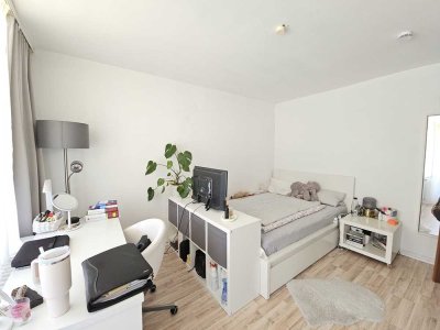 Schöne helle Wohnung mit Balkon in bevorzugter Wohnlage