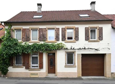 Charmantes Reihenmittelhaus mit Altbau-Flair – großzügig wohnen im Herzen von Deidesheim
