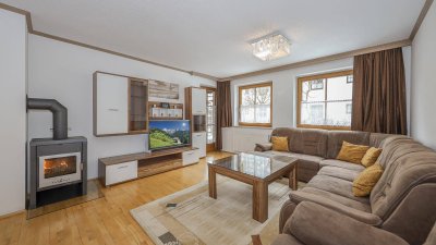 Großzügige Gartenwohnung in zentraler Ruhelage