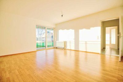 Sonnige 2-Zimmer-Wohnung mit toller Dachterrasse und Einbauküche