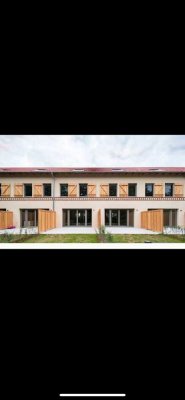 Stilvolles 4-Raum-Reihenendhaus mit gehobener Innenausstattung und EBK in Beelitz