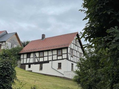 Von Privat: Geräumiges, preiswertes Einfamilienhaus im Kreis Sontra (Blankenbach)