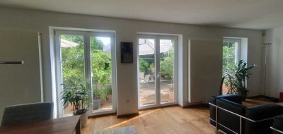 Villa im mediterranen Stil ruhig in Riedlingen mit Bauland
