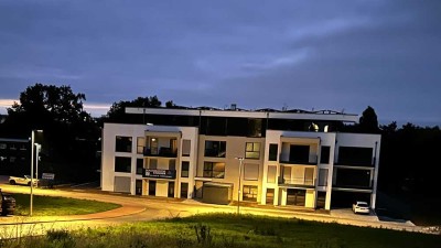 Auf Zeit zu vermieten: Exklusive Penthousewohnung mit 4 Zimmern und Balkon in Bad Wimpfen