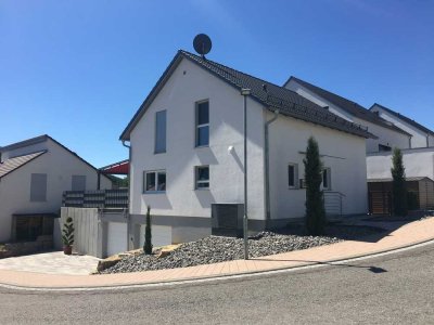 3,5-Zimmer-Einfamilienhaus mit EBK & Garage in Untergruppenbach