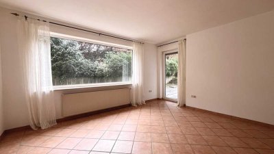 Schöne 2-Zimmer-Terrassenwohnung mit Balkon und EBK in Siegen
