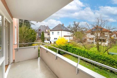 Sofort Verfügbar! Frisch sanierte 2,5 Zimmer Wohnung mit Südbalkon in ruhiger zentraler Lage!