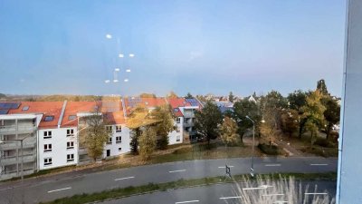 *FANTASTISCHER WEITBLICK über Zirndorf & Oberasbach, ideale RAUMAUFTEILUNG,  ca. 7 m - BALKON *