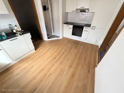 Lichtdurchflutete und modernisierte 3.5 Zimmer Wohnung mit Kamin Charme