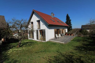 Einziehen, Wohlfühlen, Leben genießen - modernisiertes EFH