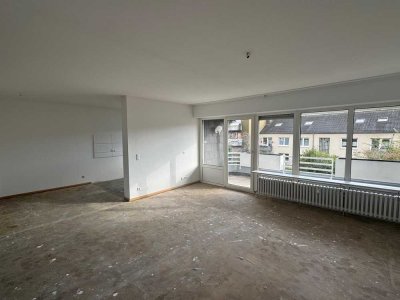 Großzügige & helle 3 - Zimmer Wohnung mit Balkon & TG-Platz in der Dinslakener City !