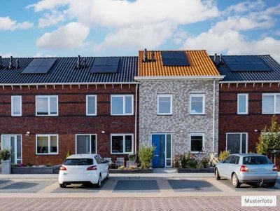 Provisionsfrei Einfamilienhaus in 59846 Sundern, Blackshahnweg