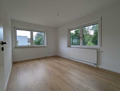 Attraktive, frisch renovierte 3-Zimmer-Wohnung mit Südwest-Balkon in ruhiger, zentraler Lage