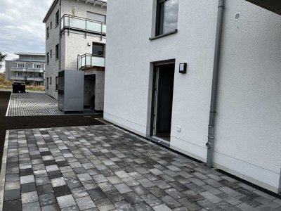 möblierte 2-Zimmer-Wohnung mit Einbauküche und Terrasse inkl. Service