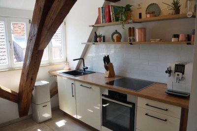 Charmante Maisonette-Wohnung im sanierten Fachwerkhaus – mit Balkon & Weinbergblick