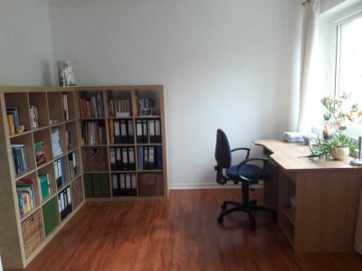 Freundliche 3,5-Zimmer-Wohnung mit Balkon und EBK in Bochum