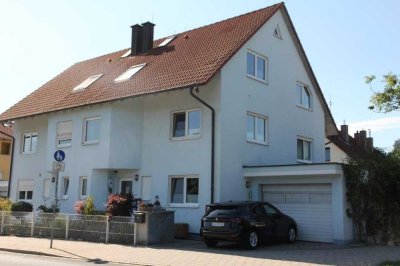 Fürth: DHH, Bj. 1997, m. od. ohne EBK, Sauna, Kaminofen, Garten u. Gara. in kinderfreundlicher Lage