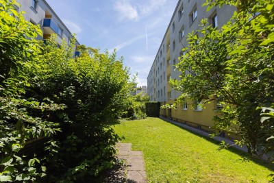 Großartig geschnittene 3 Zimmer Eigentumswohnung mitten in Floridsdorf! Komplett und modern saniert! KFZ-Stellplatz optional vorhanden.