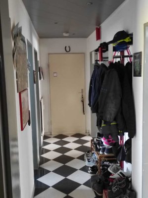 Sehr schöne 3-Raum-Wohnung mit Verglasten Balkon und Einbauküche in Bodolz