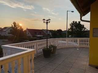 Exklusives Reihenendhaus mit Wintergarten & Nähe zum Kulkwitzer See in  Leipzig