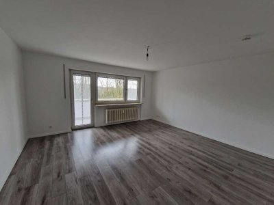 Frisch renoviert: Geräumige 3-Zimmer-Wohnung mit Balkon auf dem Eschberg zu vermieten