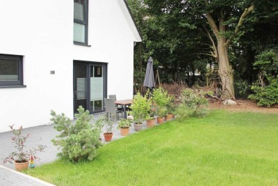 Neuwertiges Energie-Effizienzhaus in schöner Wohnlage