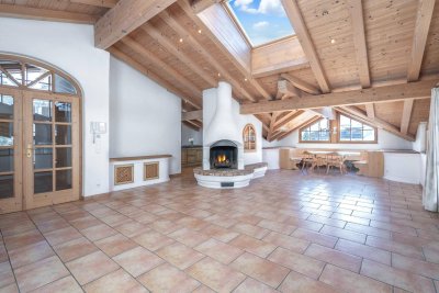 Exklusive Dachgeschosswohnung im Landhausstil