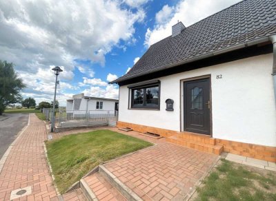Gepflegtes Reihenendhaus mit großem Grundstück und unverbaubarem Blick!
