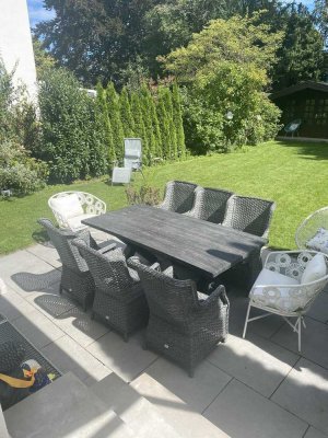 Attraktives Doppelhaus in Pullach - großzügig, energieeffizient & familienfreundlich