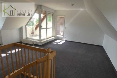 IDEAL FÜR SELBSTNUTZER, tolle 3-Raum-DG Maisonette-Wohnung mit 2 Balkonen, inkl. TG im Haus